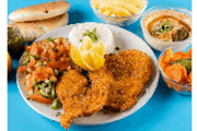 שניצל עוף אמיתי בצלחת + 2 תוספות