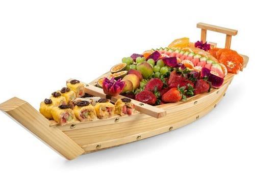 סירת פירות בשילוב סושי - גודל: בינוני