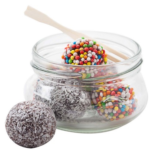 כדורי שוקולד מצופים בקוקוס וסוכריות