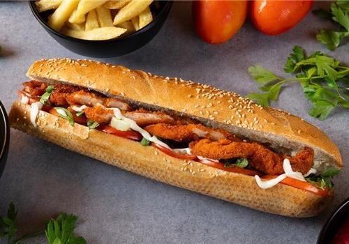 שניצל / פילה עוף בבאגט (נאפה במקום)