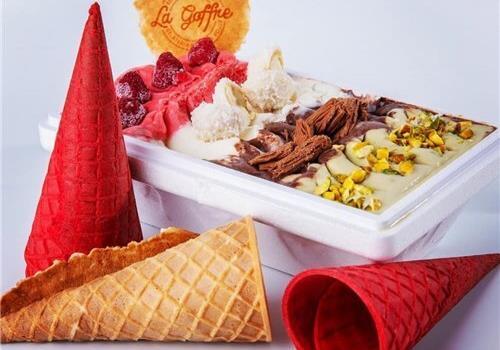 מארז חצי קילו גלידה + 12 פנקייקים