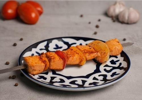 שיפוד פילה סלמון נטו