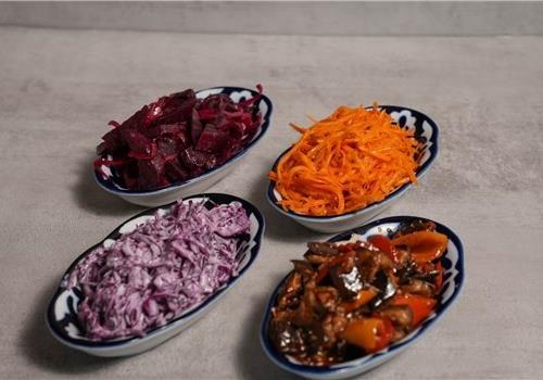 פלטת 4 סלטי הבית 1 קילו