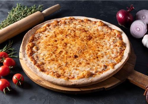 2 פיצות בינוניות + בקבוק שתיה 1.5 ליטר