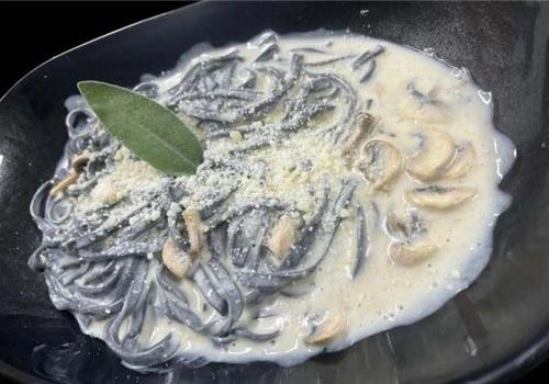 טליוליני שחור