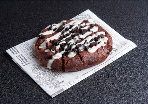 עוגיית שוקולד ציפס אוראו חום