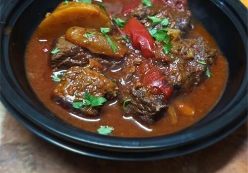 מנה גולש הונגרי  