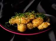 נשנושי עוף בטמפורה