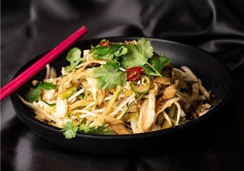 סלט עוף סיני