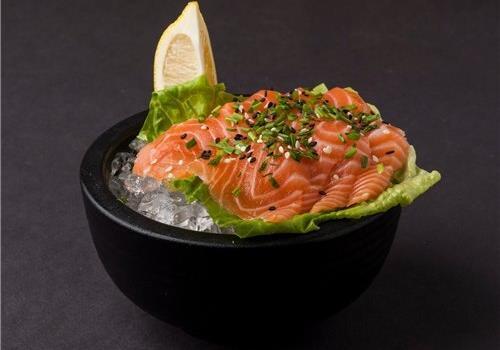 סאשימי סלמון