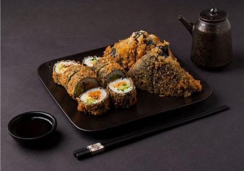 קומבינאצה קריספי - 8 יח' + 4 יח' סושי סנדוויץ'