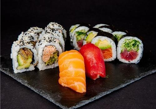 קומבינאצה דגים - 18 יח'