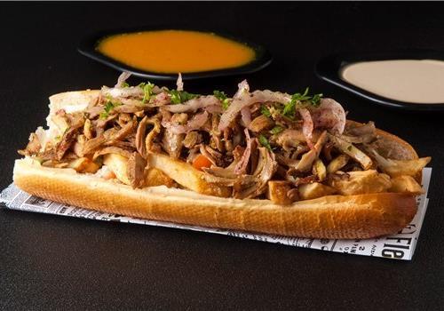 עגל שווארמה דונר בבאגט