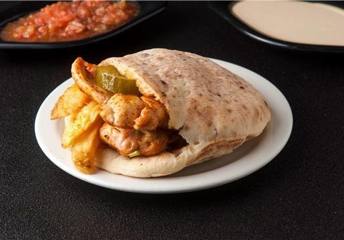 סטייק עוף בפיתה