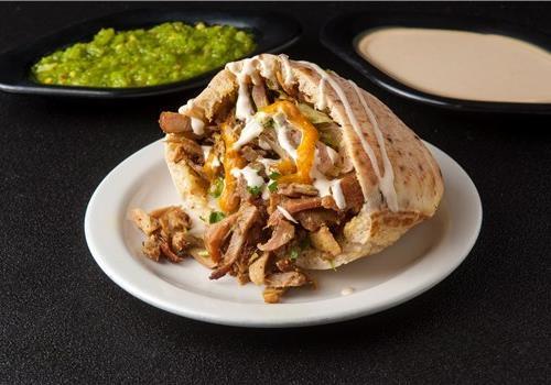 חצי פיתה שווארמה