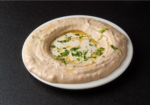 צלחת חומוס צנעני