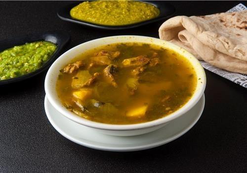 צלחת מרק בשר