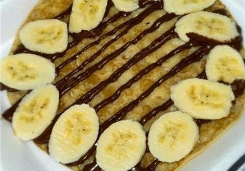 קרפ בלווי שוקולד אגוזי לוז  קרפ בלווי שוקולד אגוזי לוז