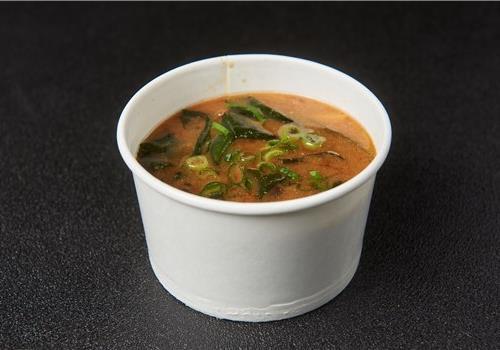 מרק מיסו סובה