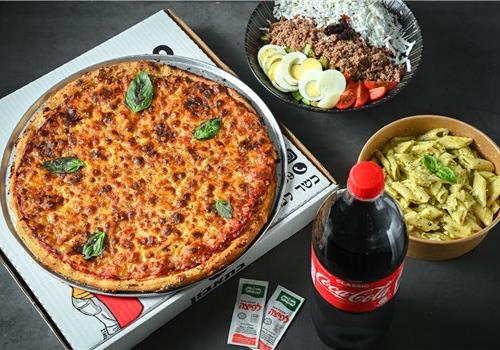 משפחתית + לחם שום אישי + בקבוק שתיה