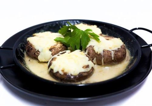 פטריות ממולאות פטריות ממולאות