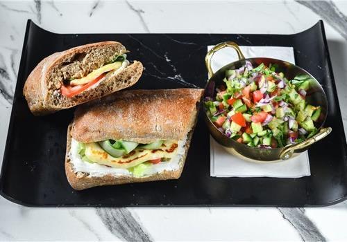 כריך סלמון כריך סלמון