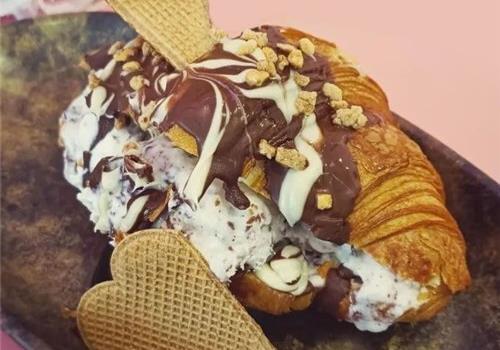 קרואסון קריספי קרואסון קריספי