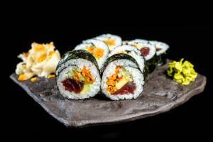 מאקי ספייסי טונה מאקי ספייסי טונה