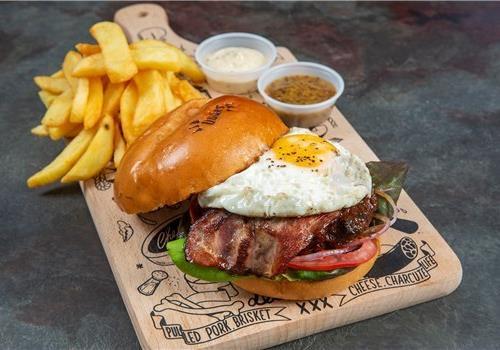 ארוחת בוריק דודס בורגר