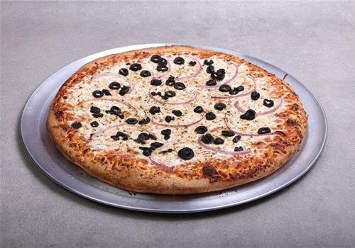 פיצה בלקנית משפחתית