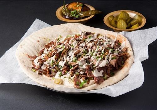 שווארמה עגל בפיתה