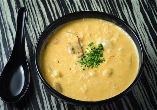 מרק טום יאם