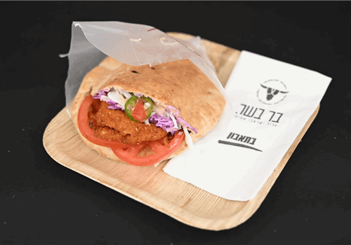 שניצל עוף בפיתה