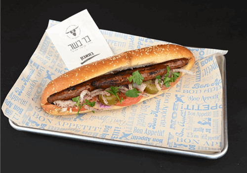 נקניקיות מרגז חריפות בייתי בבגט