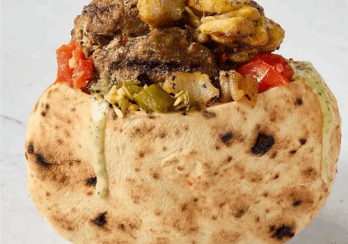 מיקס פרגית וקבב בפיתה