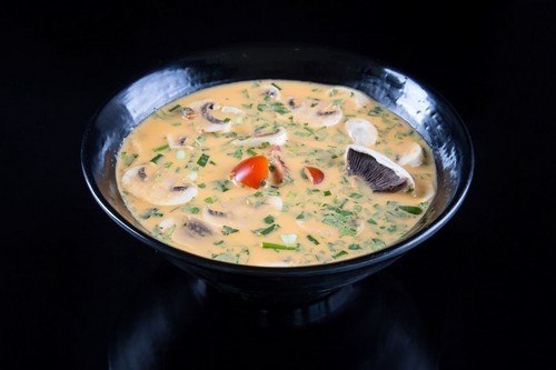 מרק טום יאם מרק טום יאם