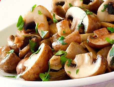 סלט טריפל פטריות