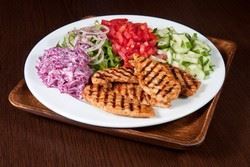 חזה עוף על האש