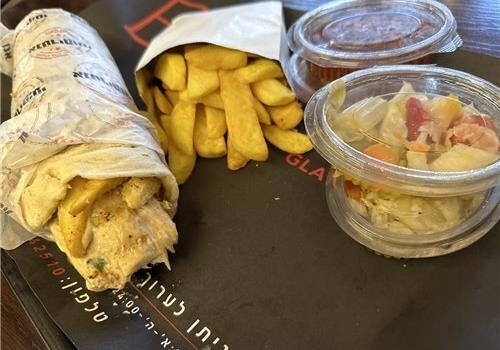 חזה עוף בלאפה חזה עוף בלאפה