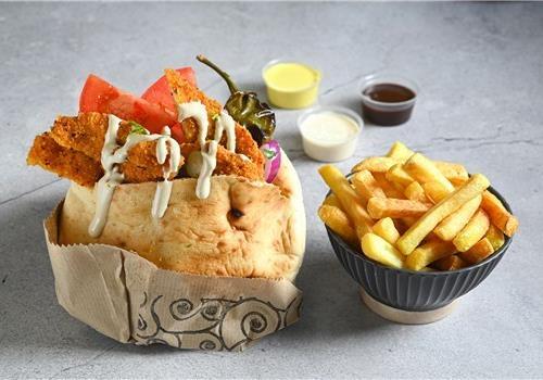 עסקית פיתה שניצל