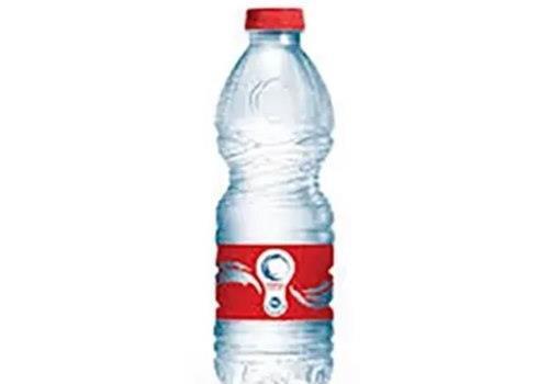 בקבוק מים מינרלים אישי