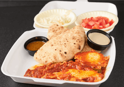 שקשוקה מרוקאית בצלחת