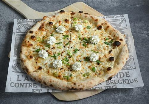 פיצה ביאנקה דבש L