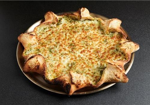 פיצה אלבניה