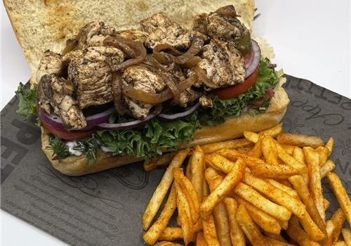 כריך חזה עוף  כריך חזה עוף