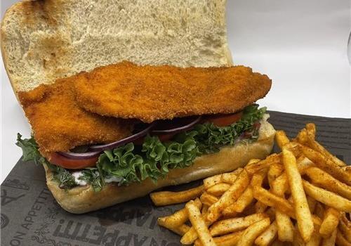 כריך שניצל  כריך שניצל