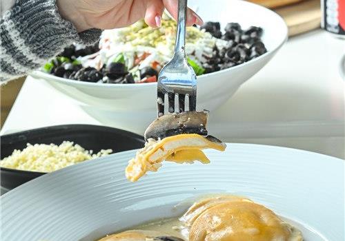 רביולי גבינה