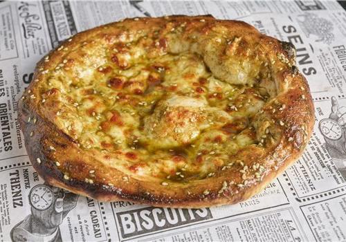 לחם שום מוקרם