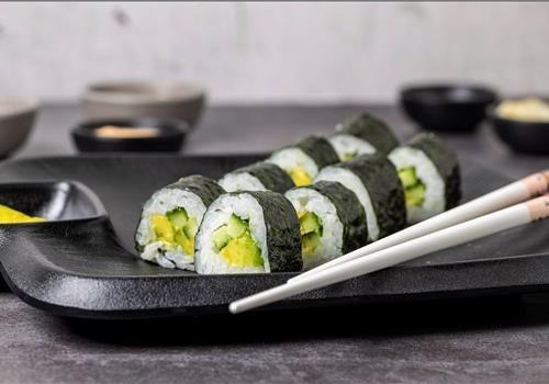 100 מאקי מלפפון אבוקדו