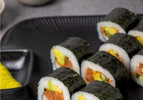 700 פוטומאקי סלמון